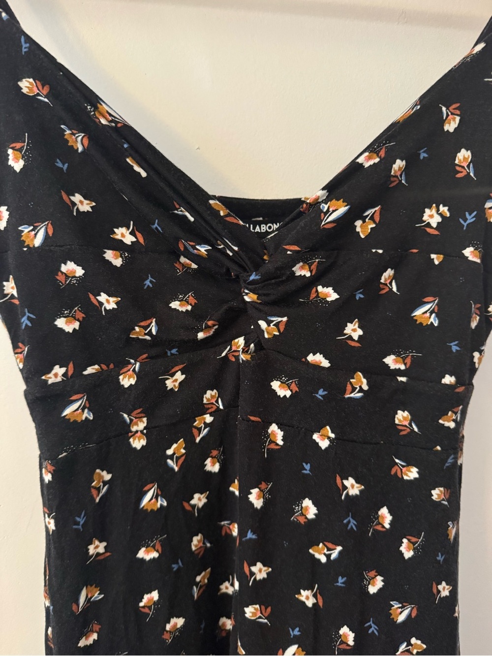 Billabong NWT Black Floral Mini Dress Medium Twist Front Spaghetti Strap - Picture 3 of 8